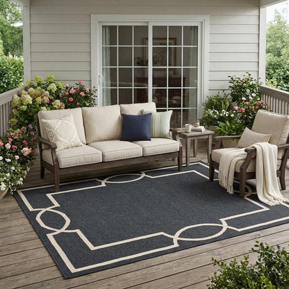 7' Onyx And Ivory Round Geometric Handmade Indoor Outdoor Area Rug