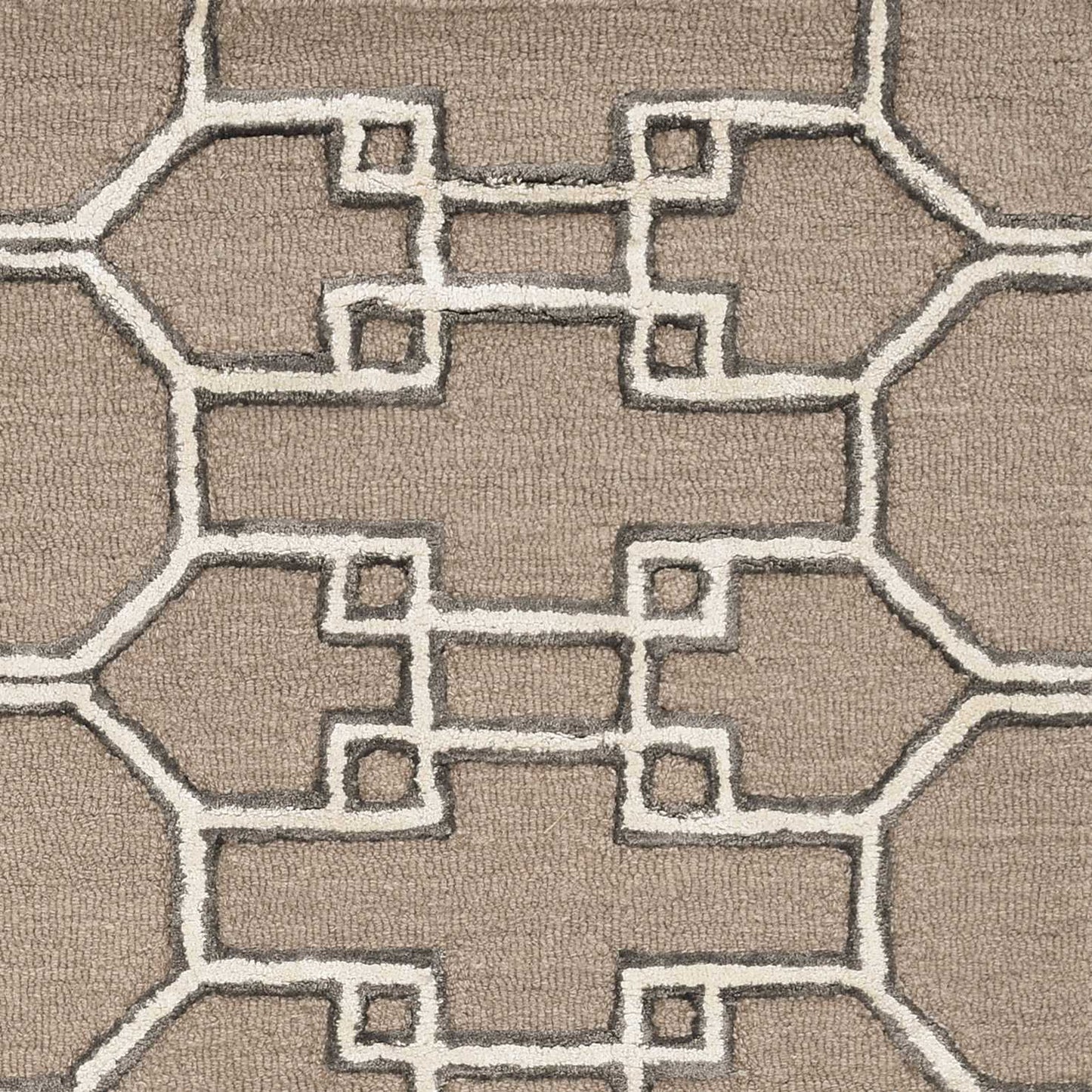 115' Brown and Ivory Wool Trellis Hand Tufted Area Rug