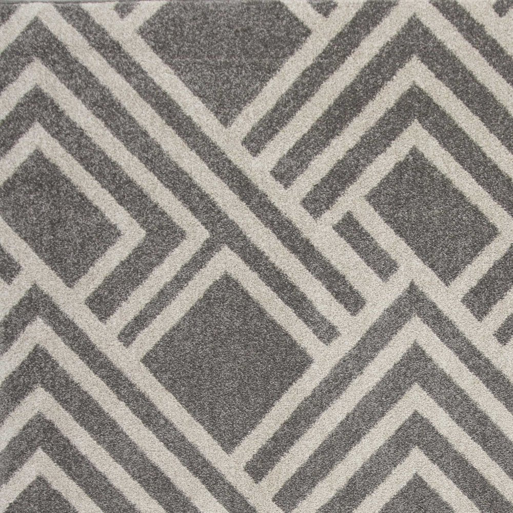 5' X 8' Gray Geometric Indoor Outdoor Area Rug