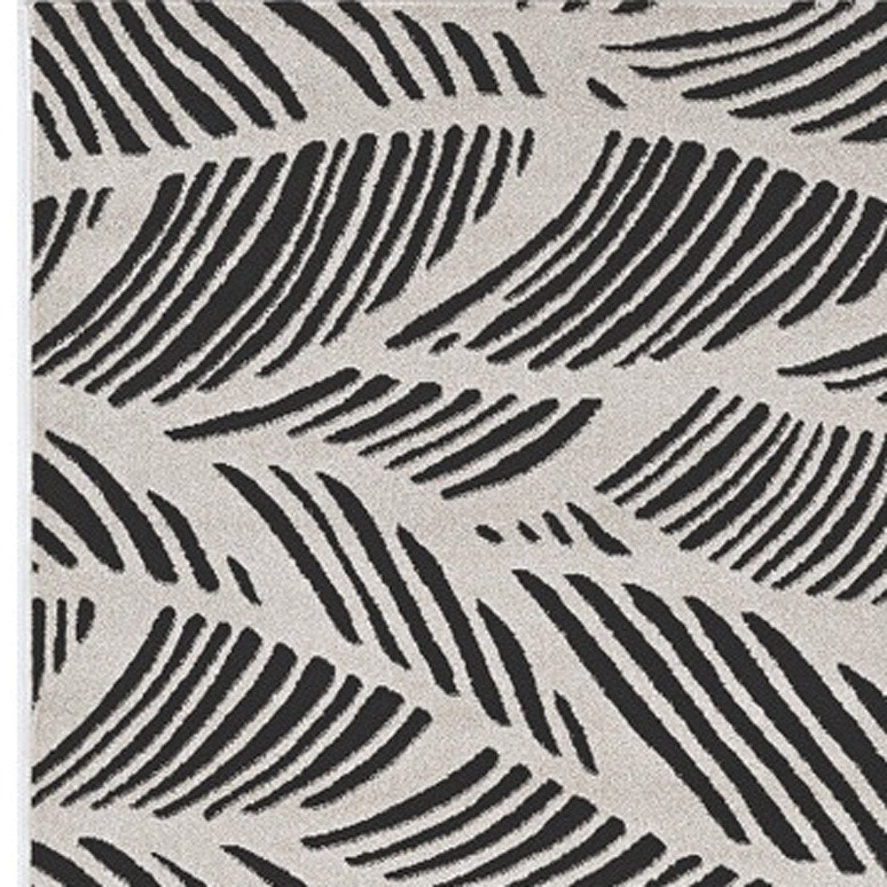 3' X 5' Black And White Floral Indoor Outdoor Area Rug