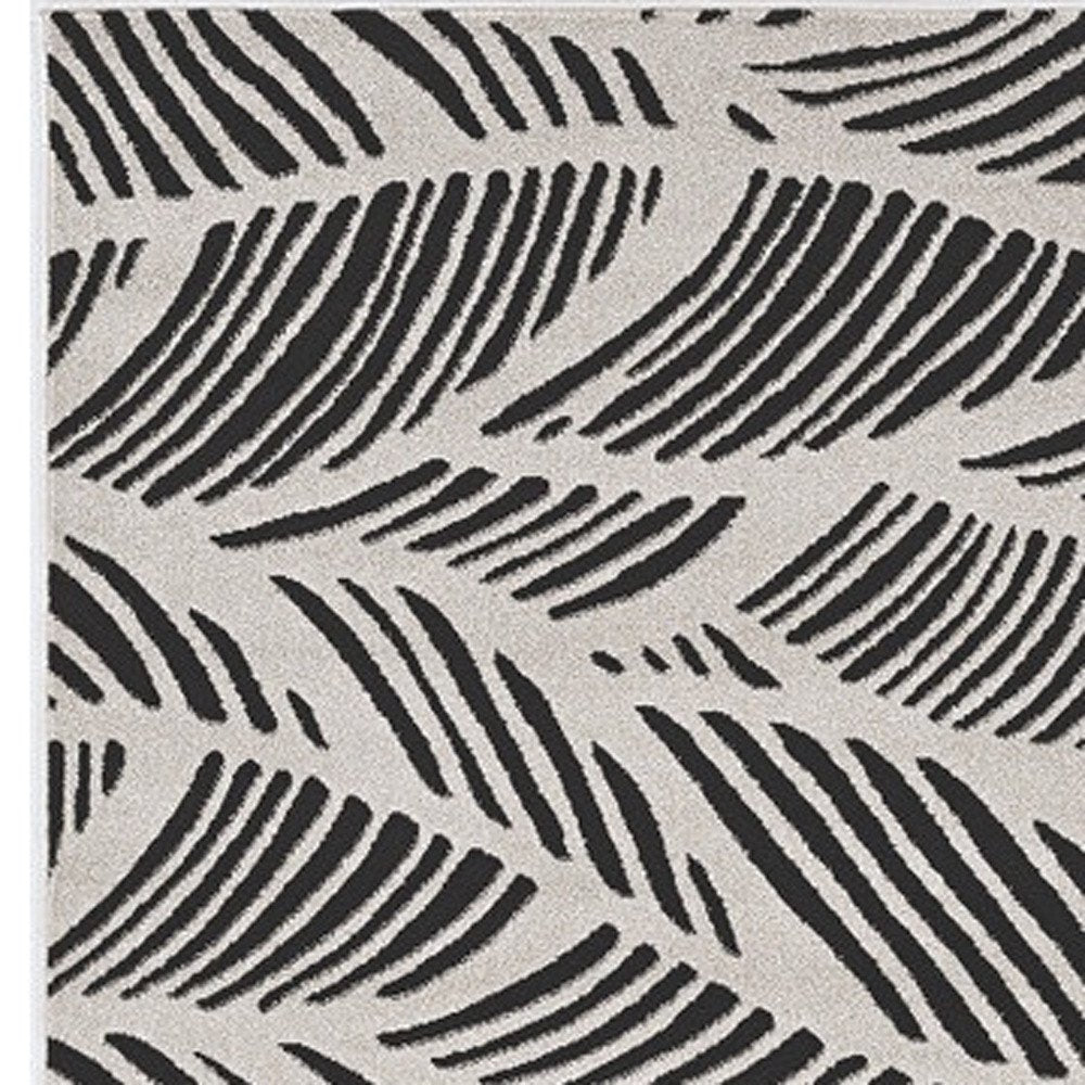 3' X 5' Black And White Floral Indoor Outdoor Area Rug