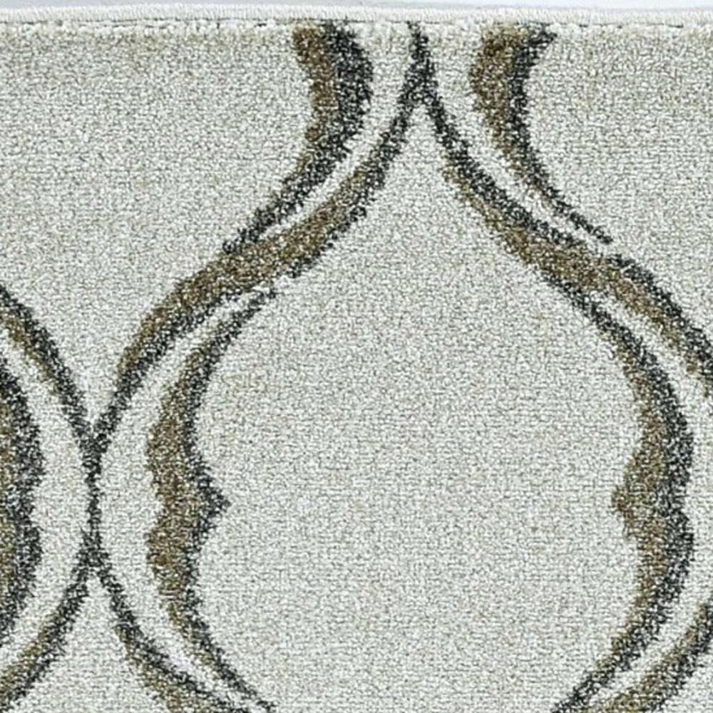 5' X 8' Sand And Green Ogee Area Rug