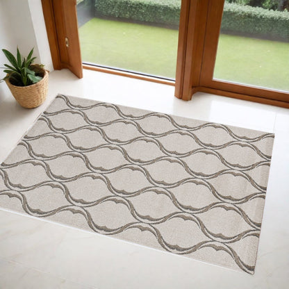 2' X 3' Sand Wavy Line Pattern Accent Rug