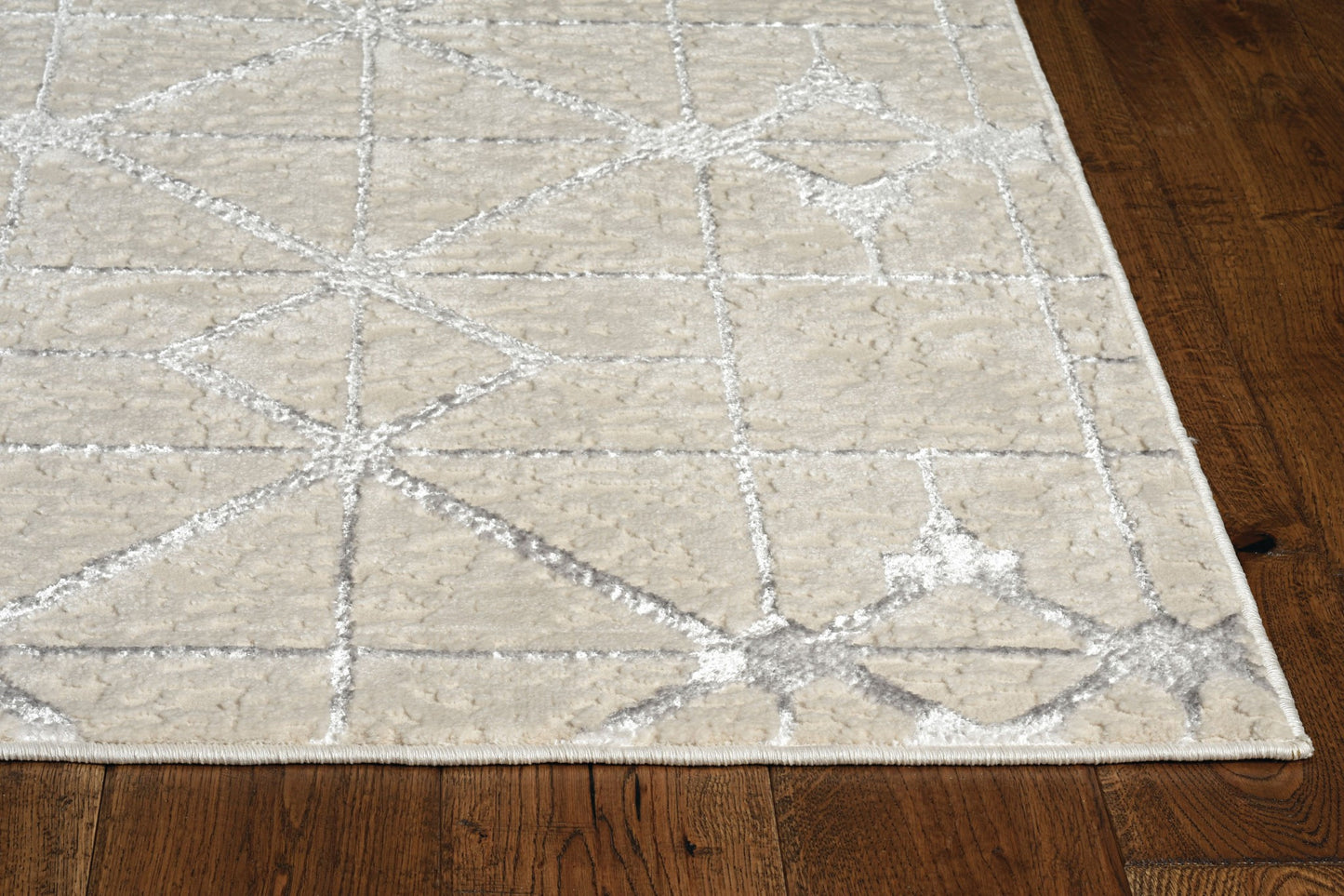 7' X 10' Ivory And Brown Geometric Area Rug
