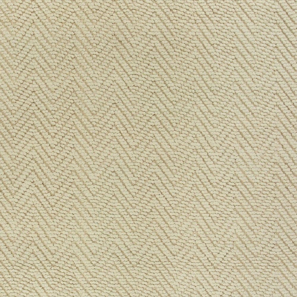 7' X 10' Ivory Chevron Hand Woven Area Rug