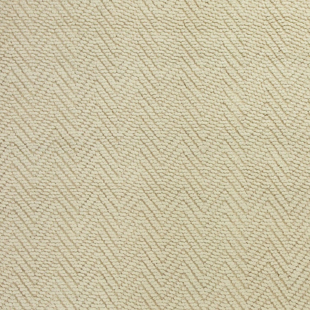 7' X 10' Ivory Chevron Hand Woven Area Rug