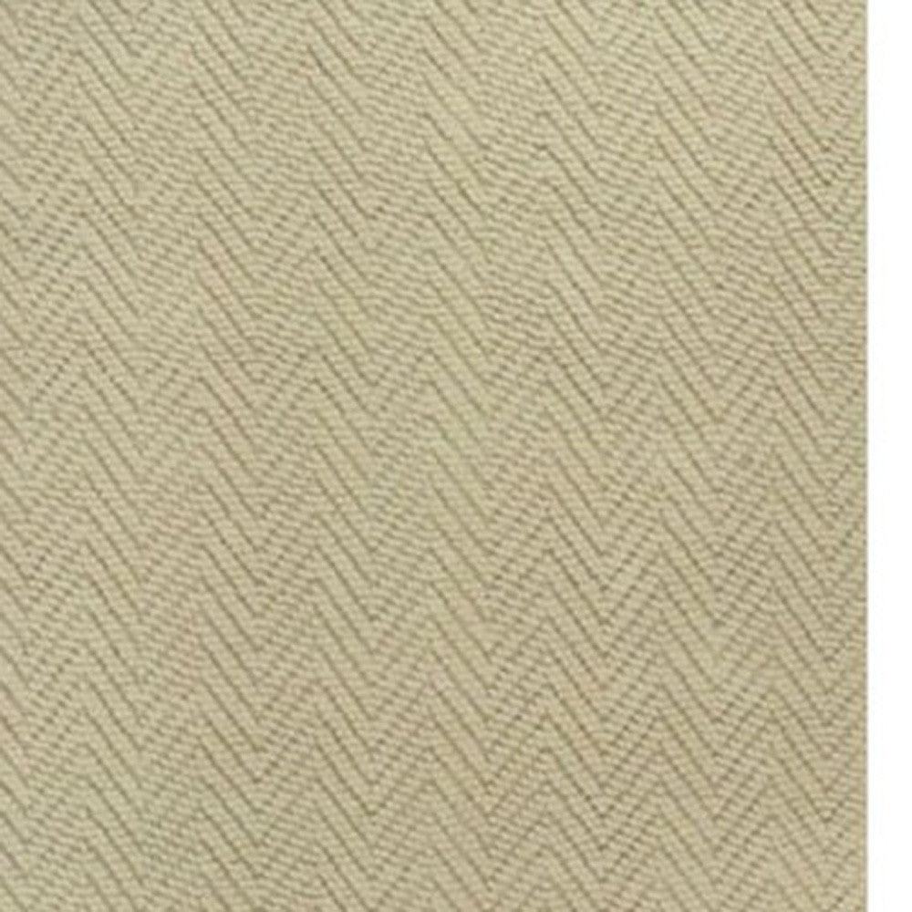 7' X 10' Ivory Chevron Hand Woven Area Rug