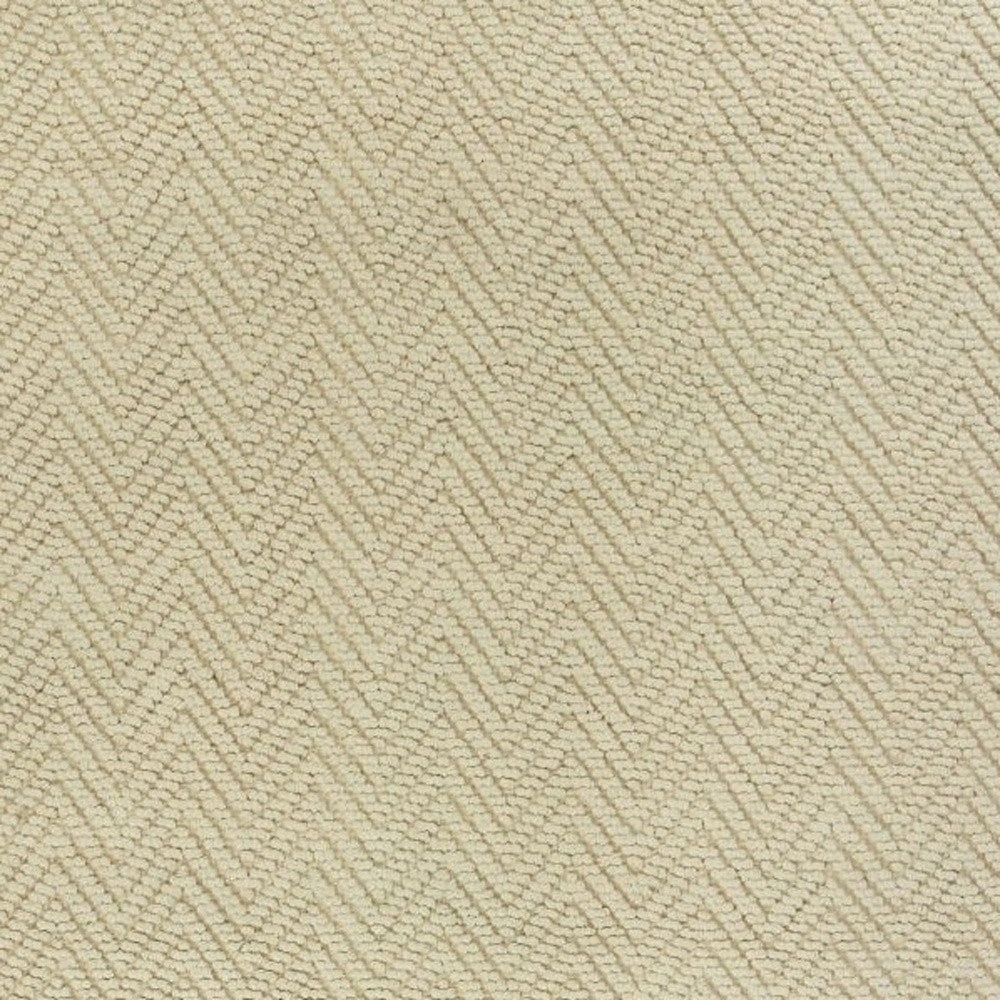 7' X 10' Ivory Chevron Hand Woven Area Rug