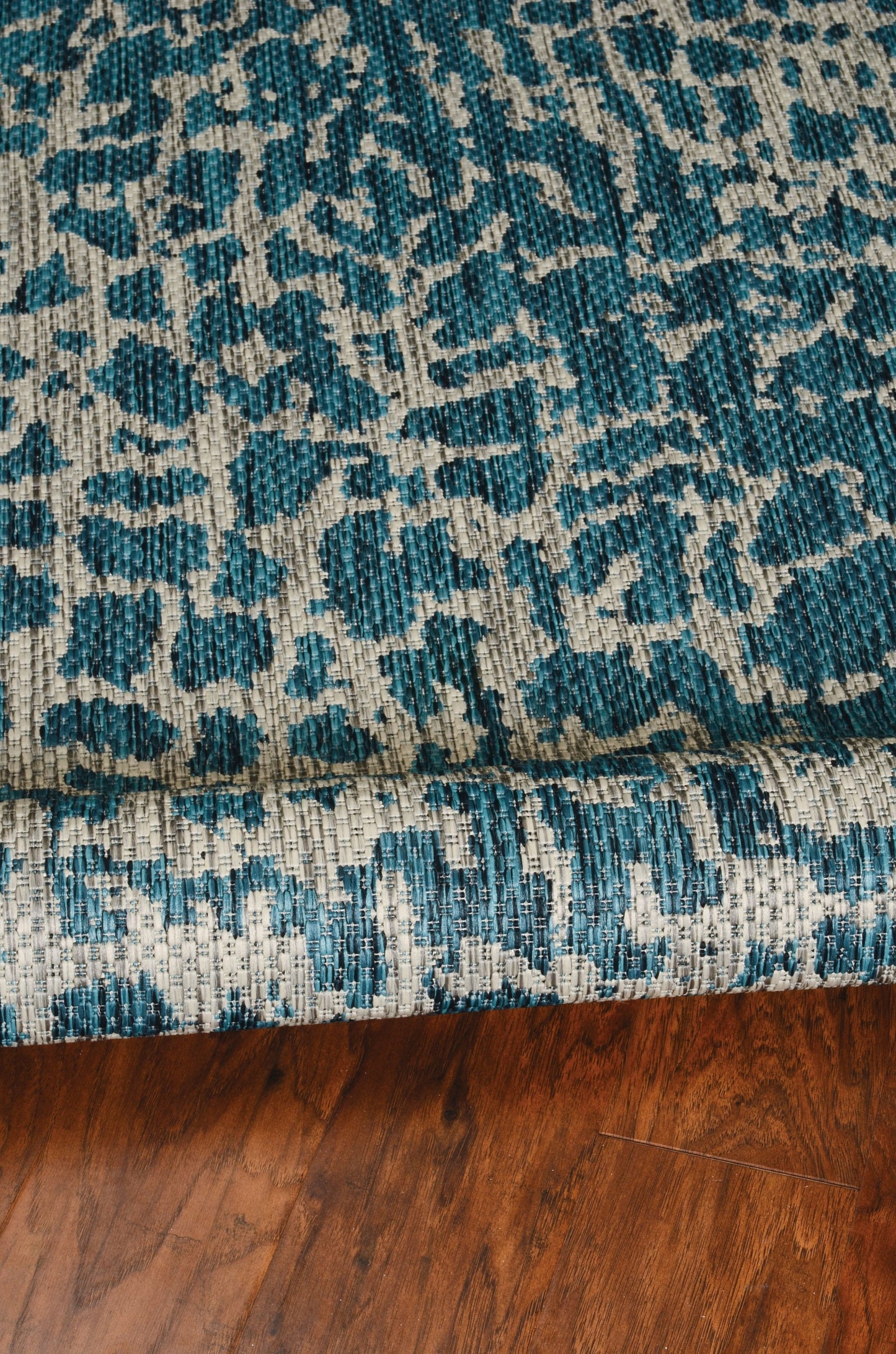 5' X 8' Teal Blue Abstract Indoor Outdoor Area Rug