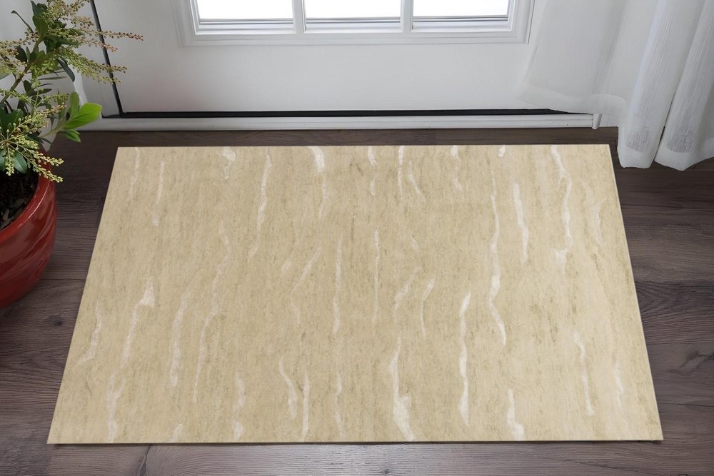 5' X 7' Beige And Ivory Abstract Hand Tufted Area Rug
