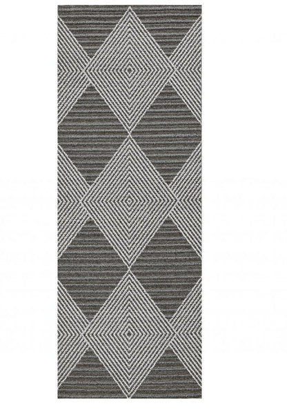 8' Gray Geometric Indoor Outdoor Area Rug