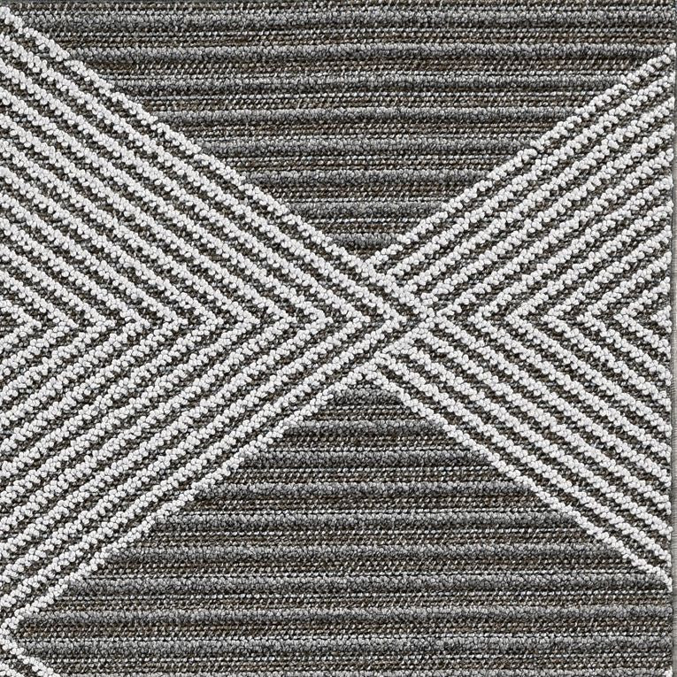 8' Gray Geometric Indoor Outdoor Area Rug