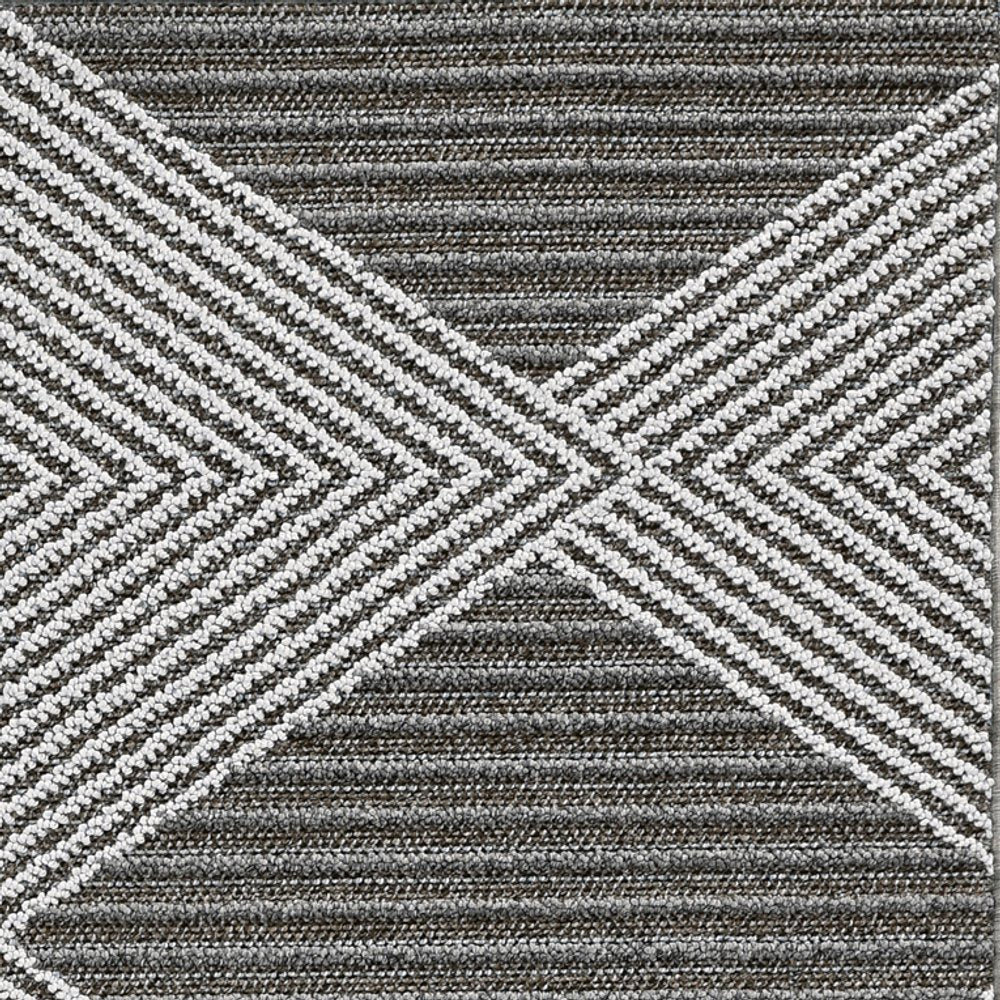 8' Gray Geometric Indoor Outdoor Area Rug