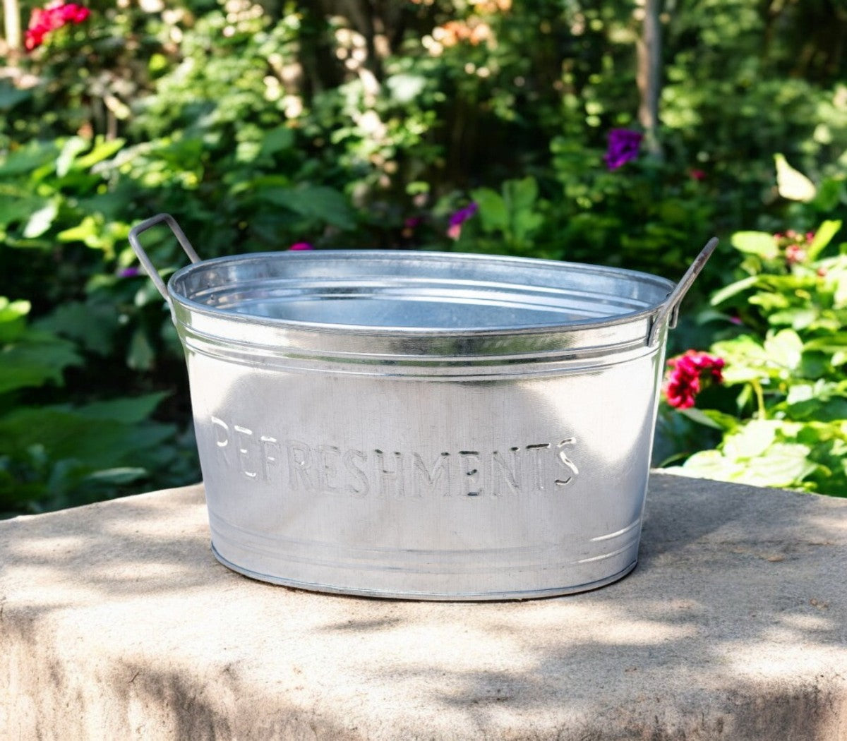 18" Silver Galvanized Metal Oval Refreshments Beverage Tub