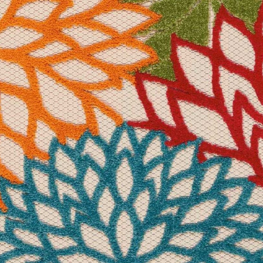 8' Green And Ivory Indoor Outdoor Area Rug