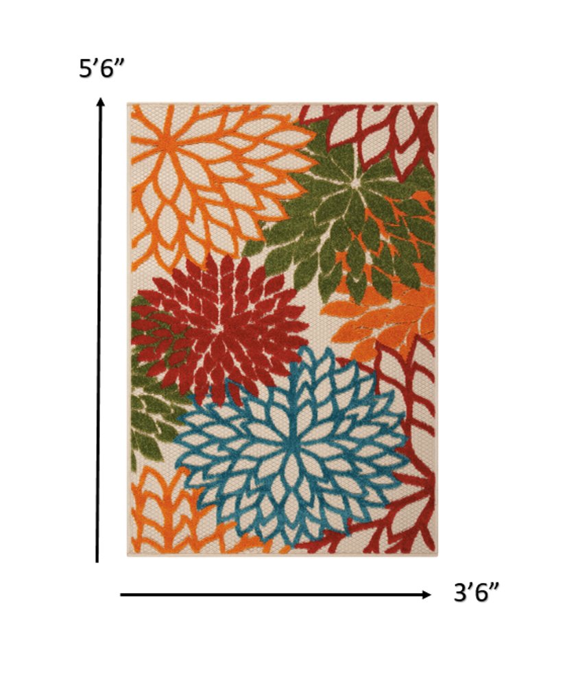 4' X 6' Green And Ivory Floral Indoor Outdoor Area Rug