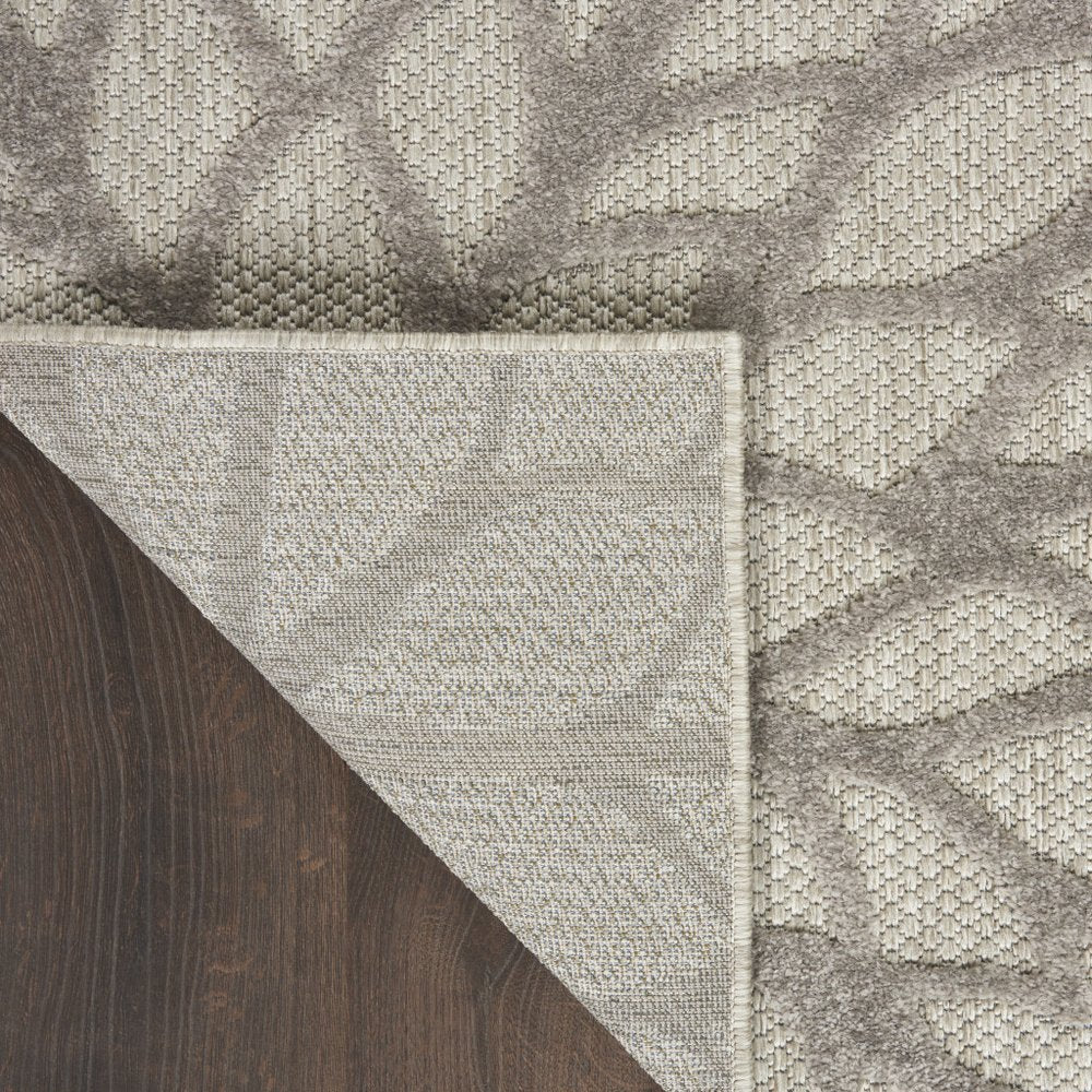 5' X 8' Gray Floral Indoor Outdoor Area Rug