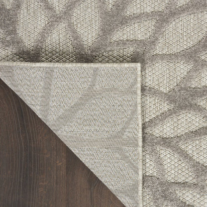 5' X 8' Gray Floral Indoor Outdoor Area Rug