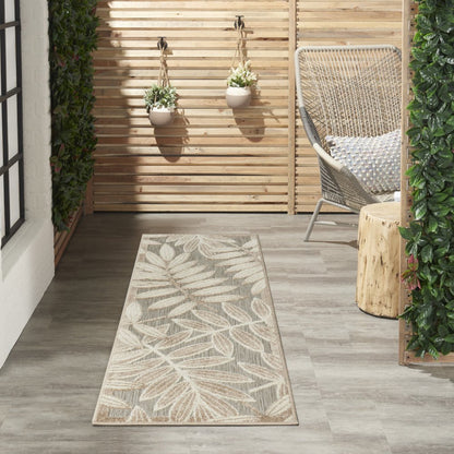 4' X 6' Gray And Ivory Floral Indoor Outdoor Area Rug