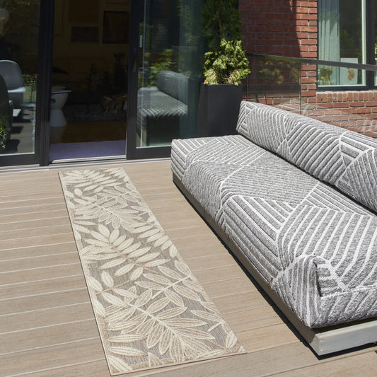 4' X 6' Gray And Ivory Floral Indoor Outdoor Area Rug