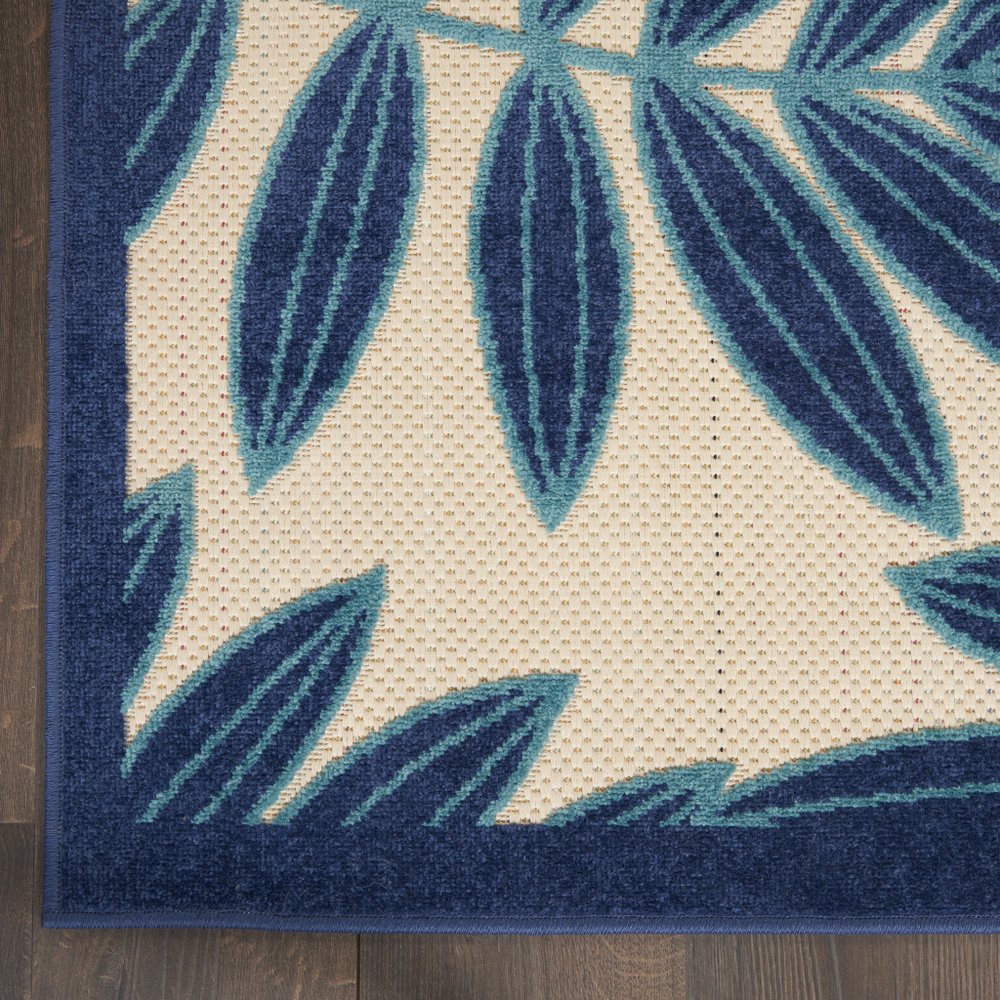 5' X 5' Blue And Ivory Round Floral Indoor Outdoor Area Rug