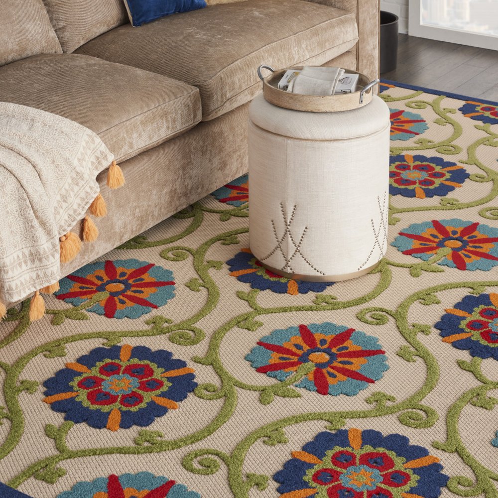 6' X 9' Ivory And Blue Indoor Outdoor Area Rug