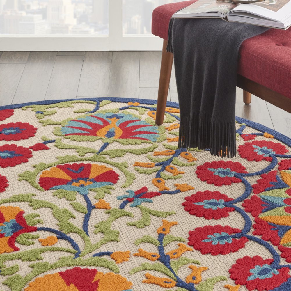 6' X 9' Red And Ivory Floral Indoor Outdoor Area Rug