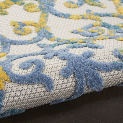 4' Ivory And Blue Round Indoor Outdoor Area Rug