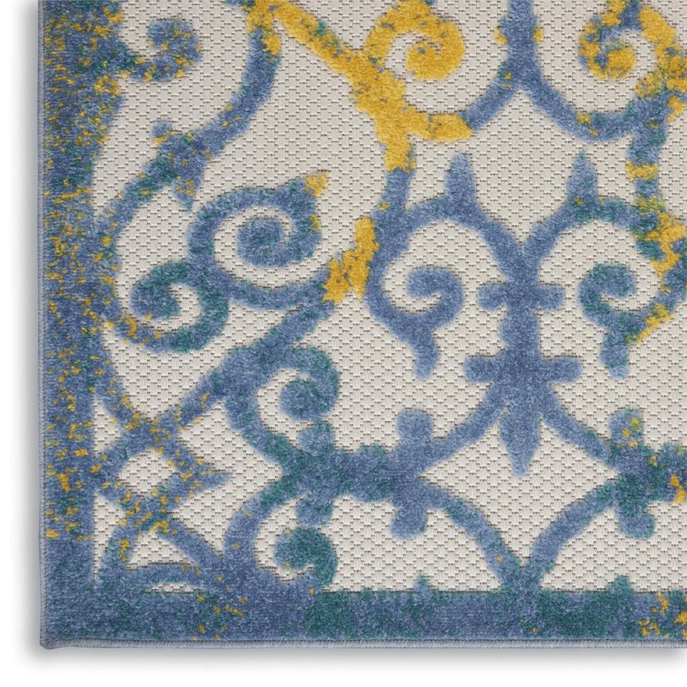 4' Ivory And Blue Round Indoor Outdoor Area Rug