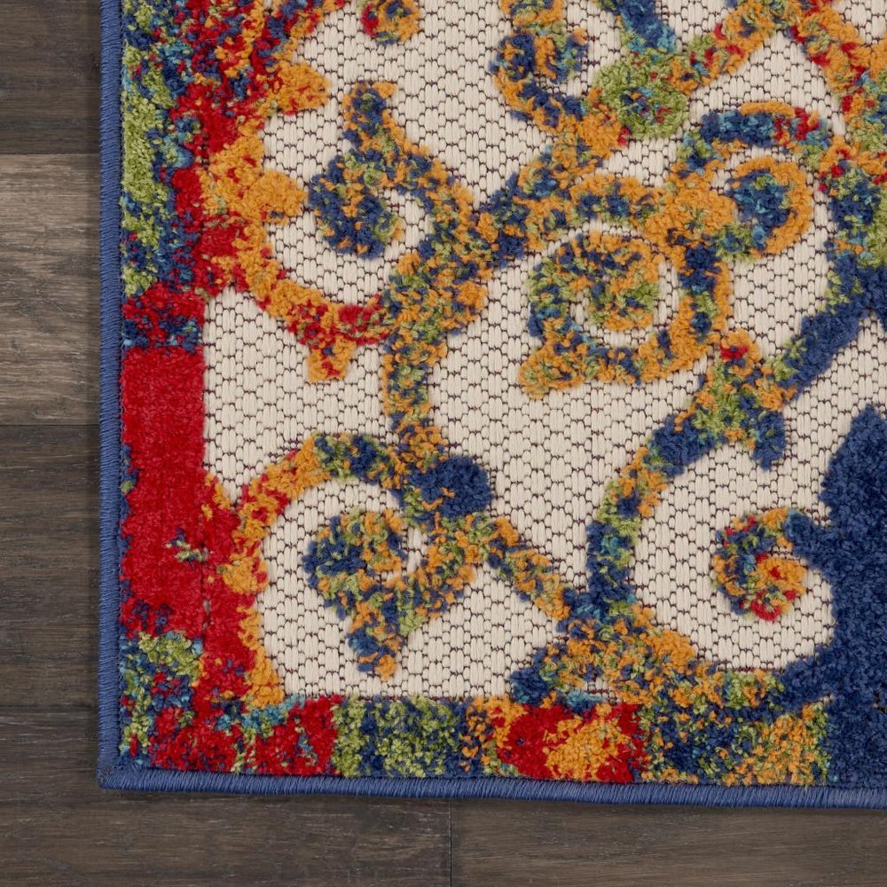 4' X 6' Ivory And Blue Indoor Outdoor Area Rug