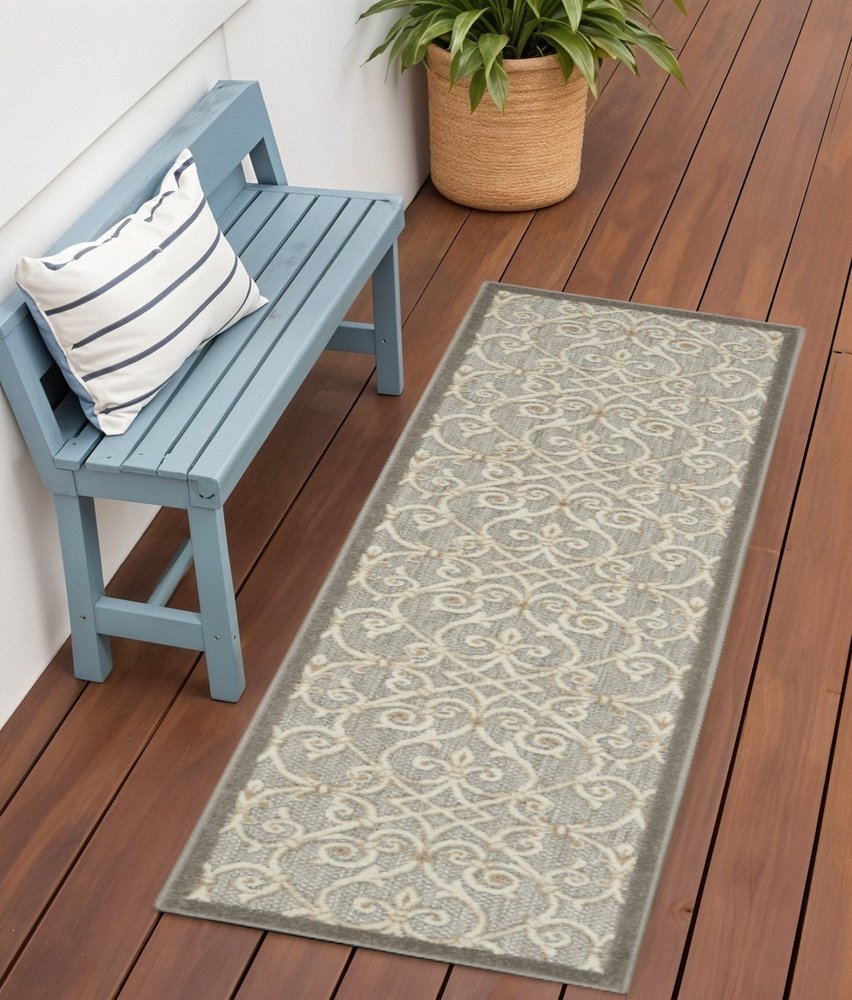 8' Gray And Ivory Indoor Outdoor Area Rug