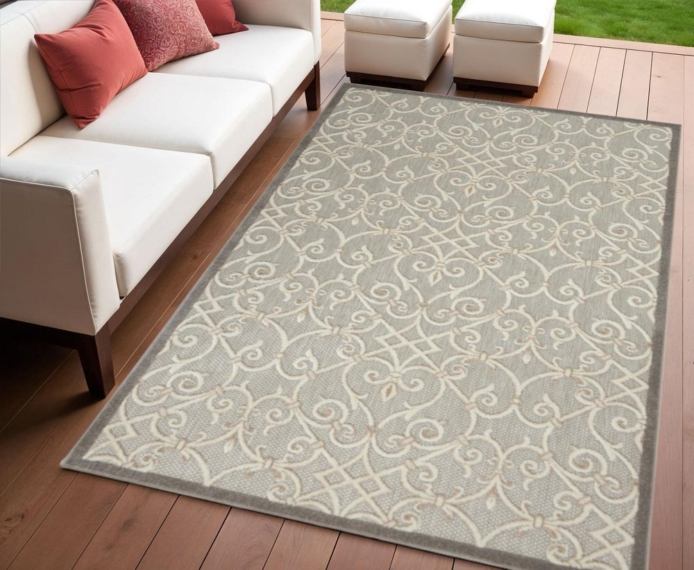 4' X 6' Gray And Ivory Indoor Outdoor Area Rug