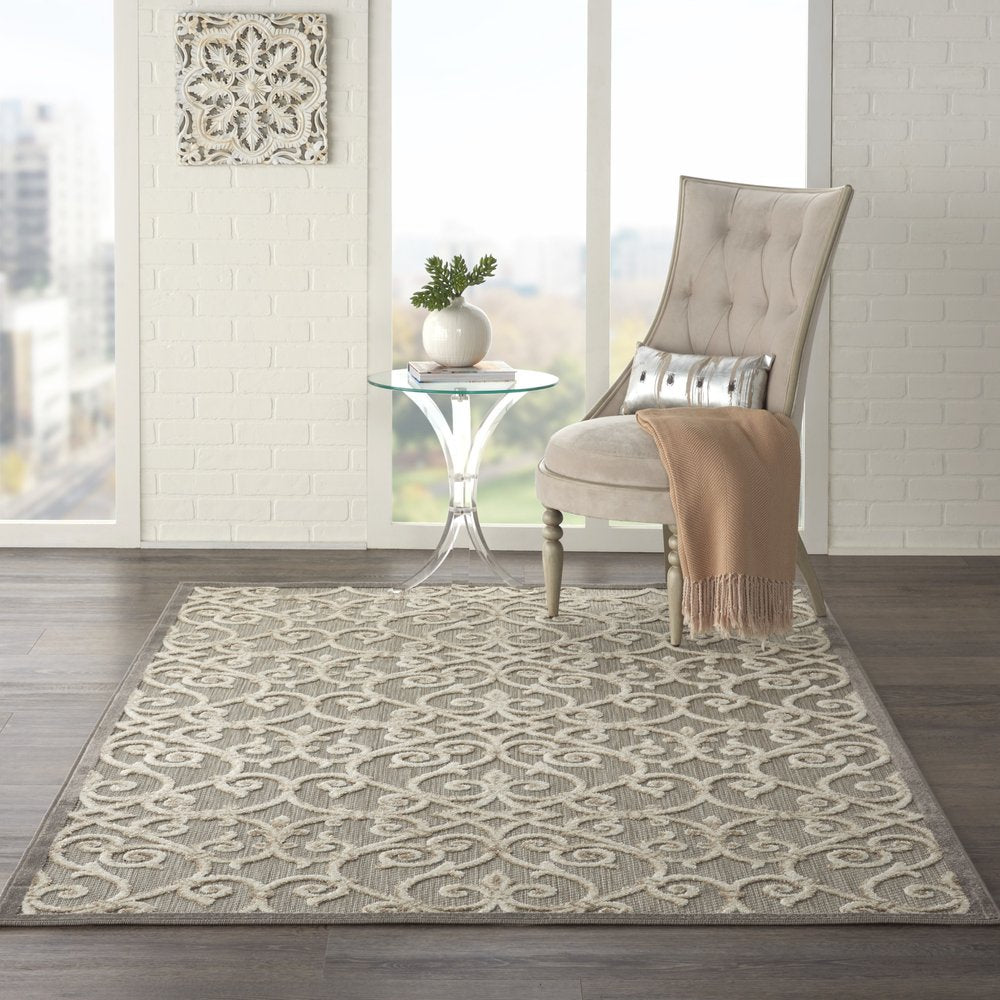 4' X 6' Gray And Ivory Indoor Outdoor Area Rug