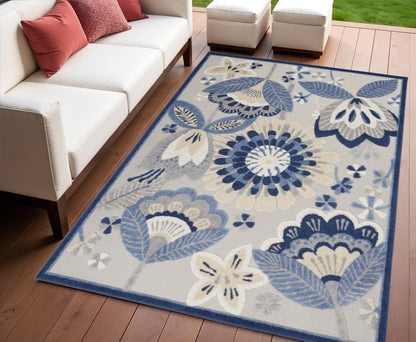 4' Blue Gray And Ivory Round Floral Indoor Outdoor Area Rug