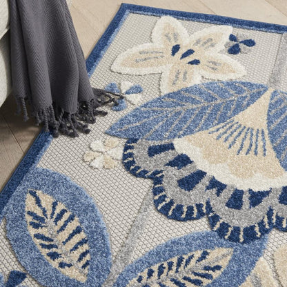 4' Blue Gray And Ivory Round Floral Indoor Outdoor Area Rug