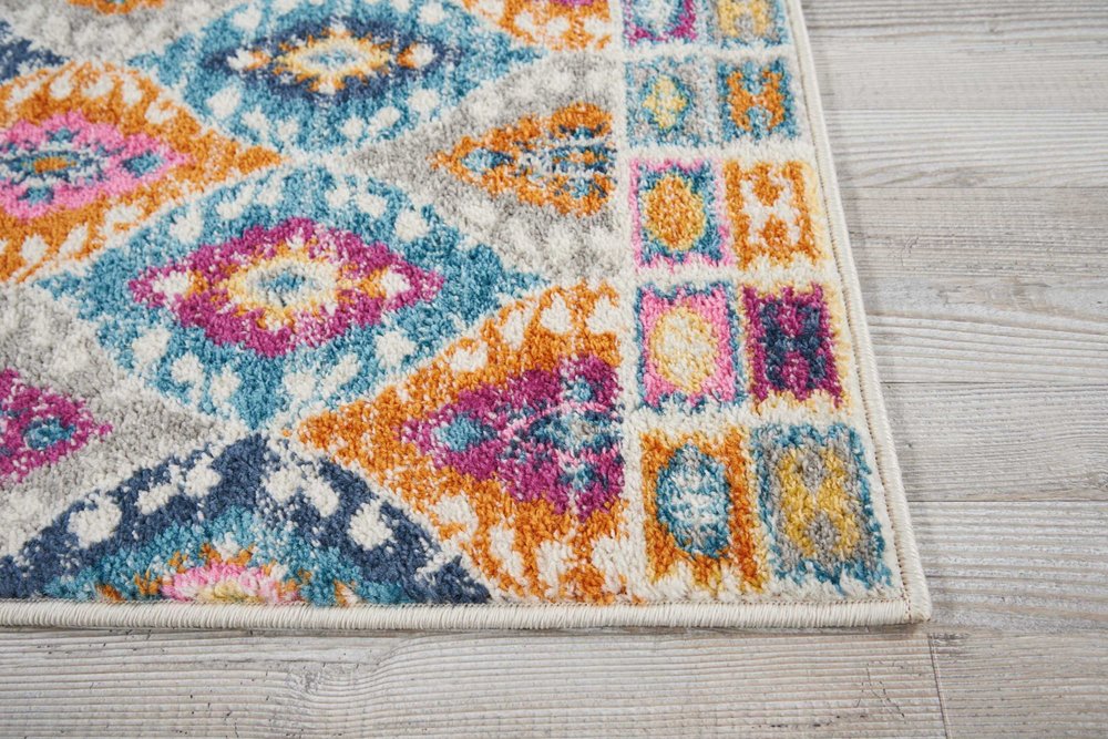 5' X 7' Gray Blue And Orange Ogee Distressed Area Rug