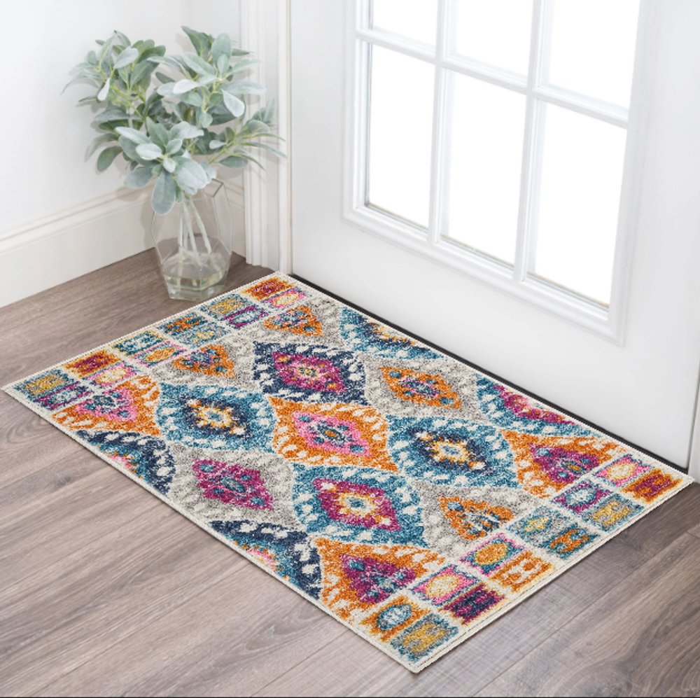 5' X 7' Gray Blue And Orange Ogee Distressed Area Rug