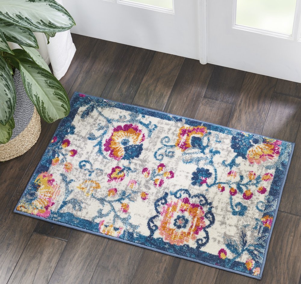 5' X 7' Ivory And Blue Floral Area Rug