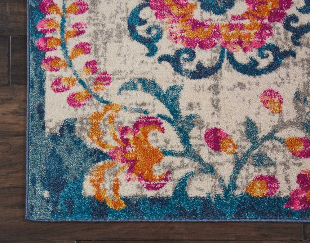 5' X 7' Ivory And Blue Floral Area Rug