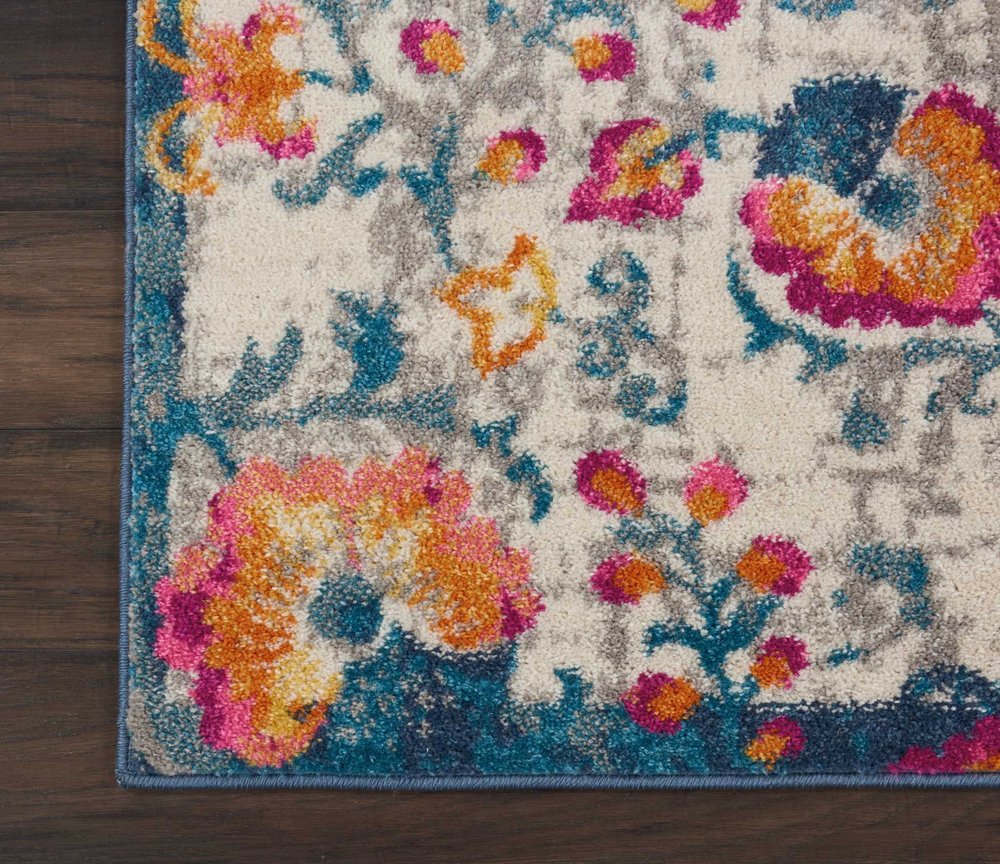 5' X 7' Ivory And Blue Floral Area Rug