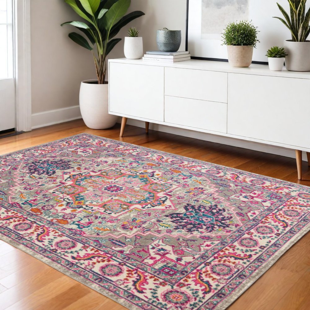 5' X 7' Light Gray And Pink Medallion Area Rug