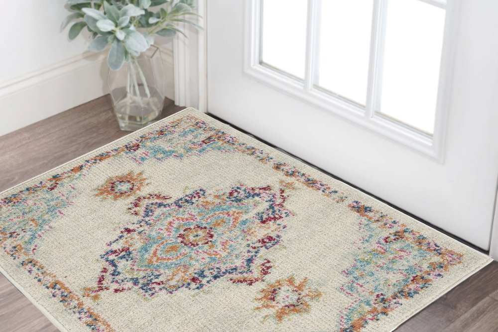 2' X 3' Gray And Ivory Medallion Distressed Area Rug