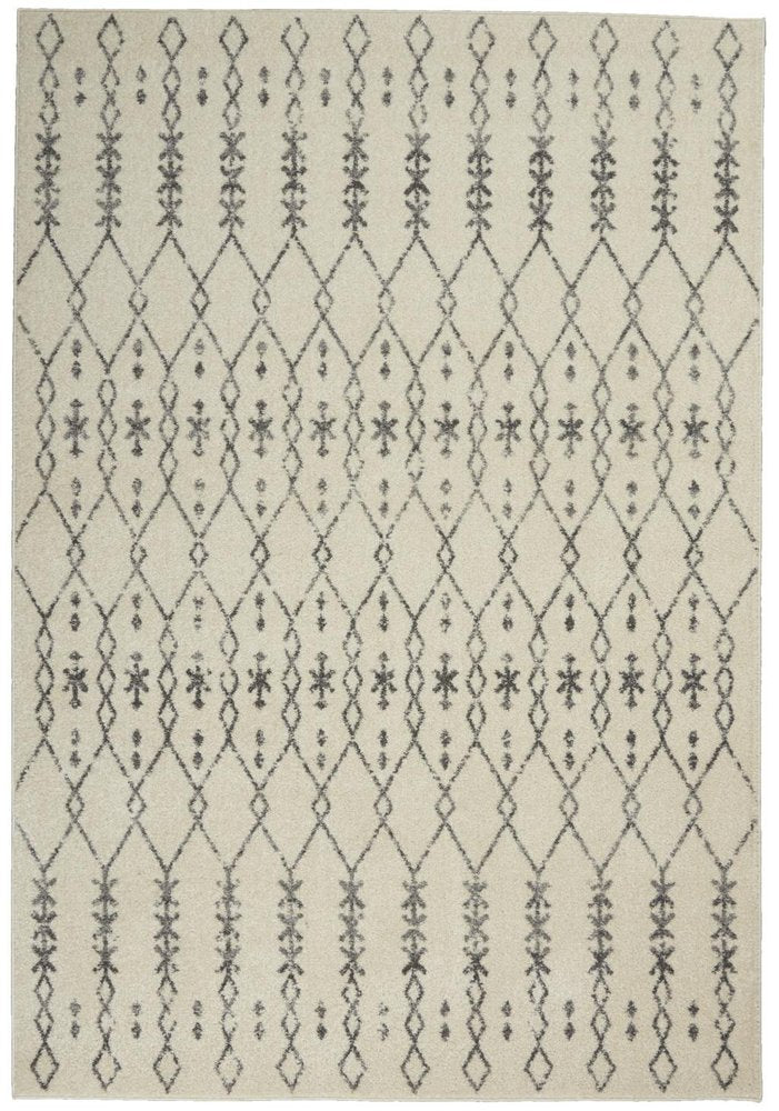 8' X 10' Gray And Ivory Geometric Distressed Area Rug