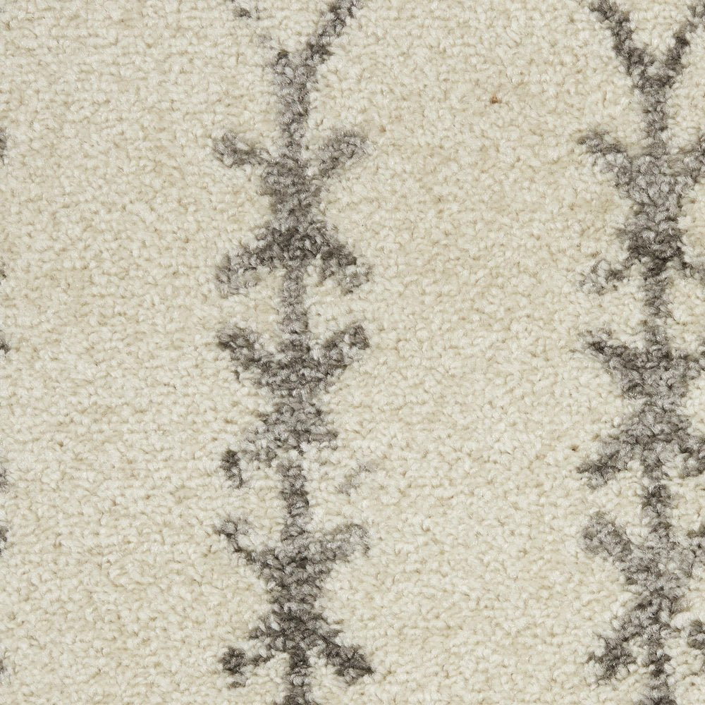 8' X 10' Gray And Ivory Geometric Distressed Area Rug