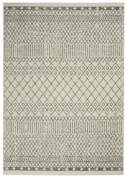 5' X 7' Gray And Ivory Geometric Distressed Area Rug