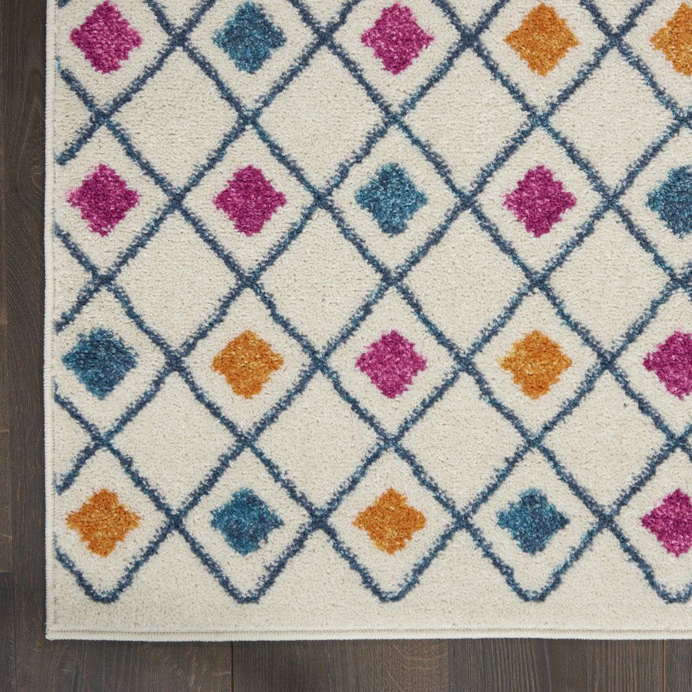 5' X 7' Ivory And Blue Geometric Area Rug
