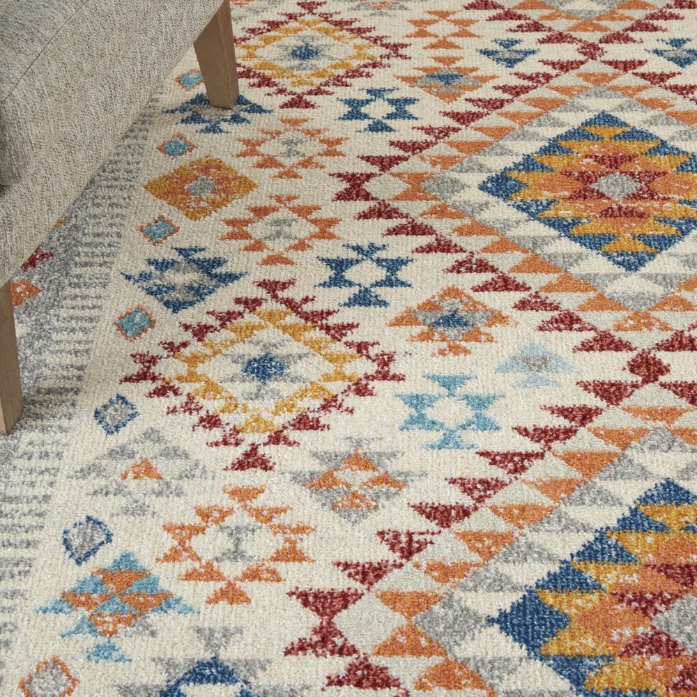 5' X 7' Ivory And Blue Geometric Area Rug