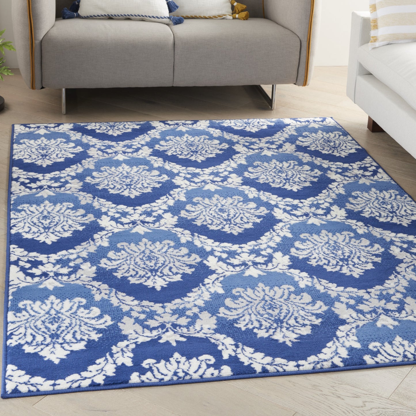 6' X 9' Blue Floral Dhurrie Area Rug