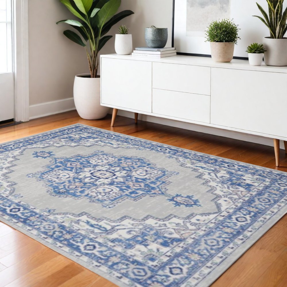 5' X 7' Ivory And Blue Medallion Area Rug