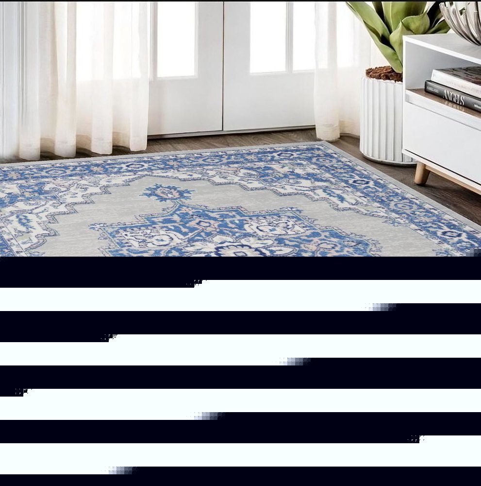4' X 6' Ivory And Blue Medallion Area Rug